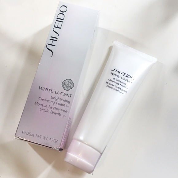 white lucent cleansing foam